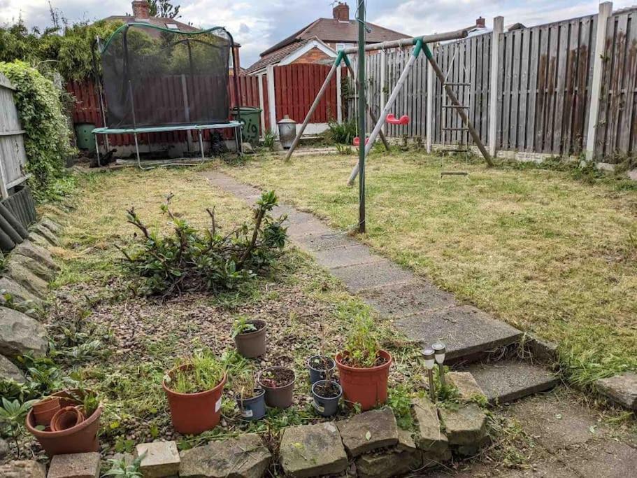 Hidden Gem !Stunning 3 Bedroom Home In Sheffield Handsworth Eksteriør billede